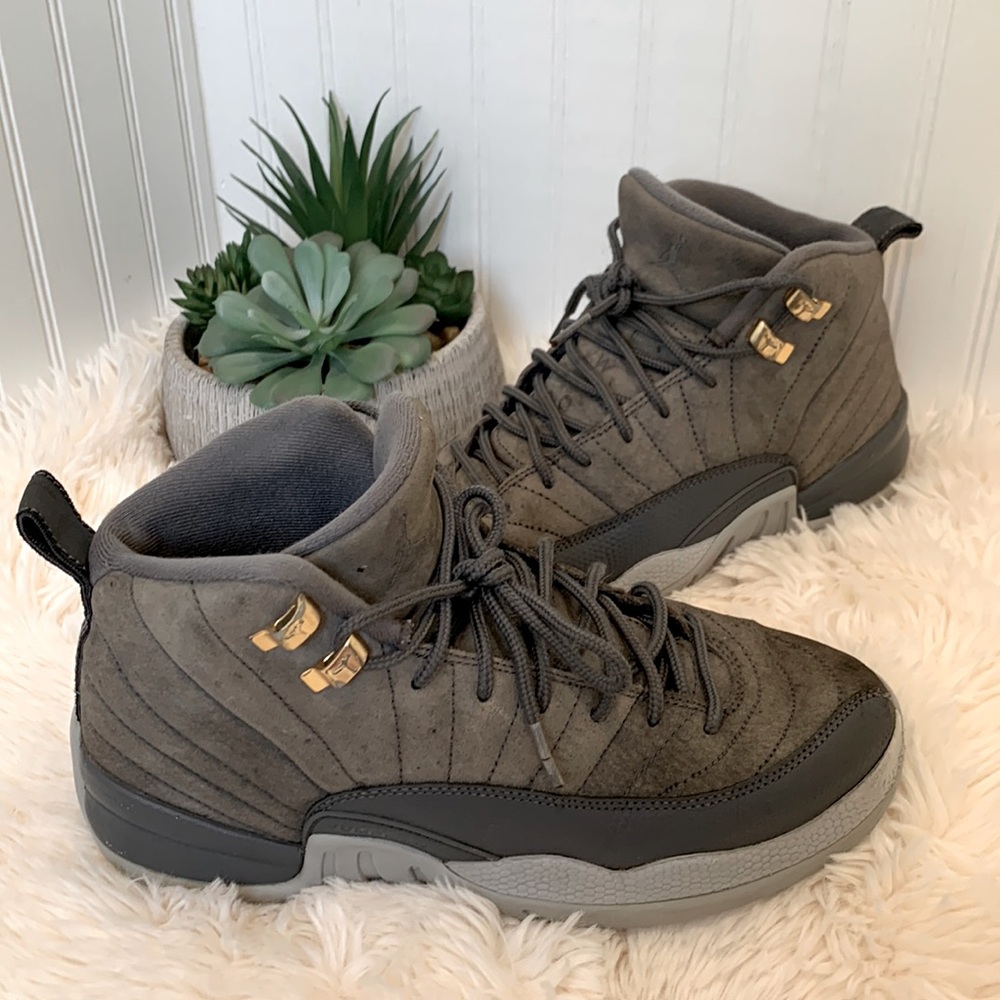 🔥Jordan 12 Retro Dark Grey Size 6.5Y